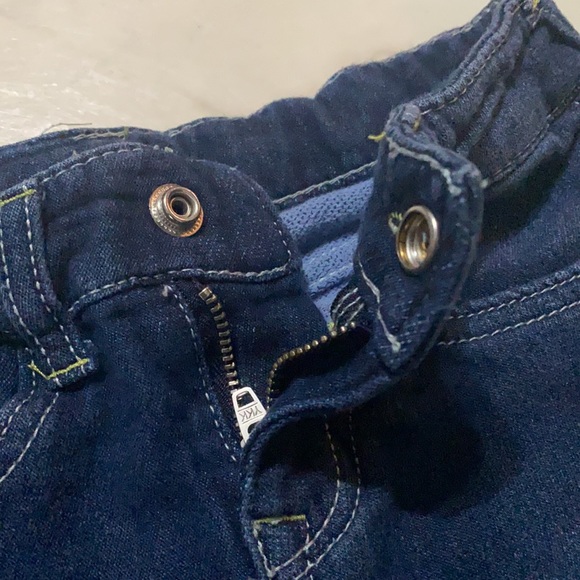 True Religion Jean Shorts // Toddler SZ 4 - Picture 4 of 10